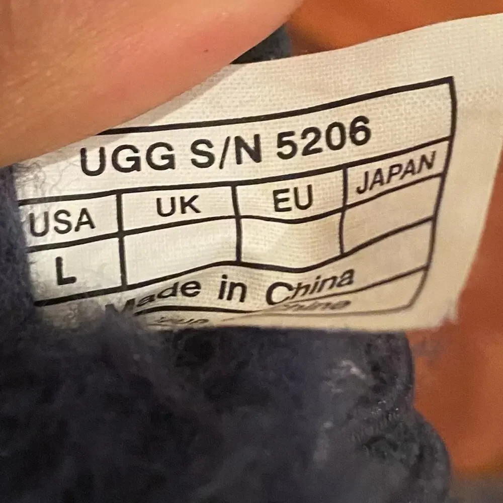 Baby UGGS sz L Navy Blue Baby Uggs size Large Dark Blue Uggs Baby Shoes